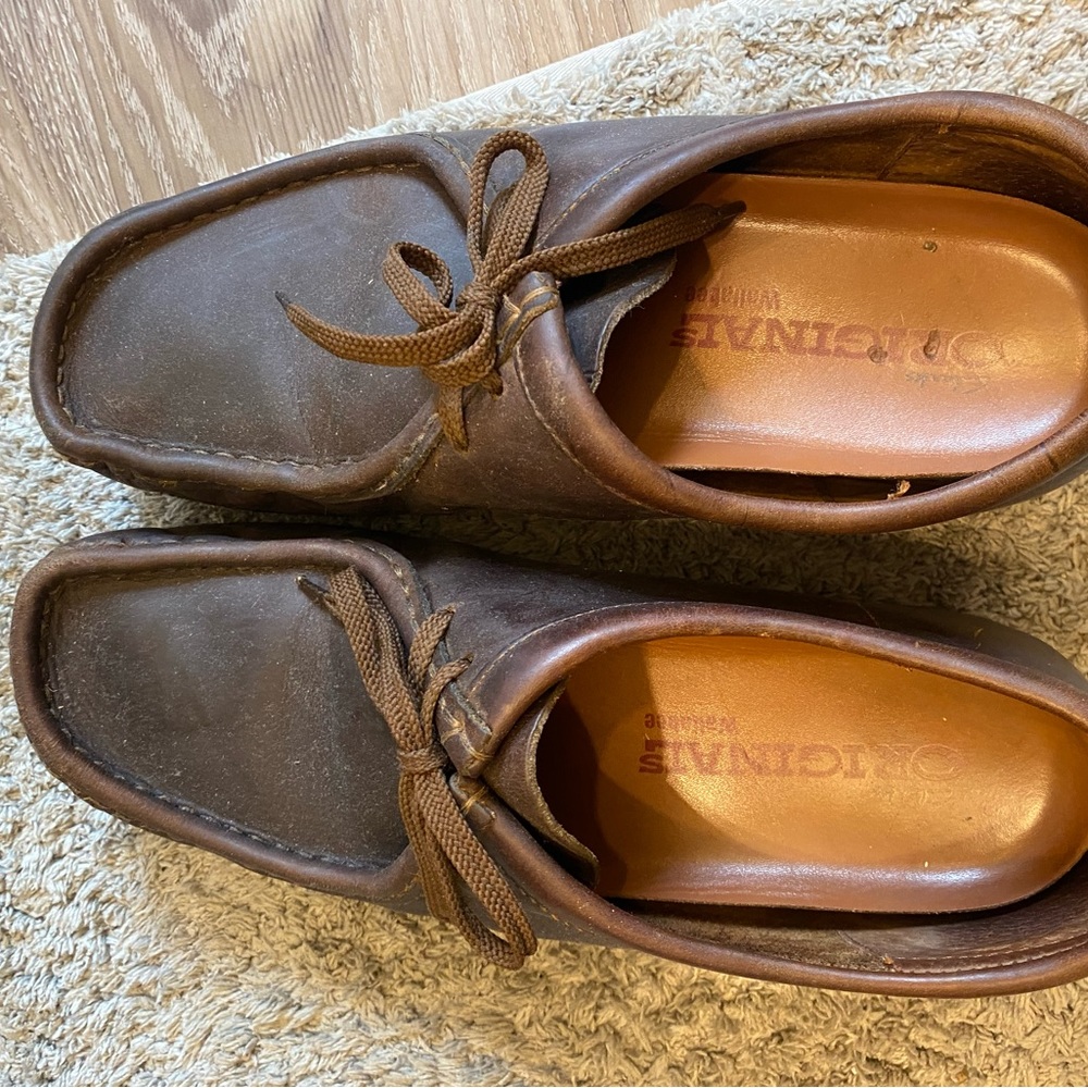 Clarks wallabees ankle dress shoes size 10.5